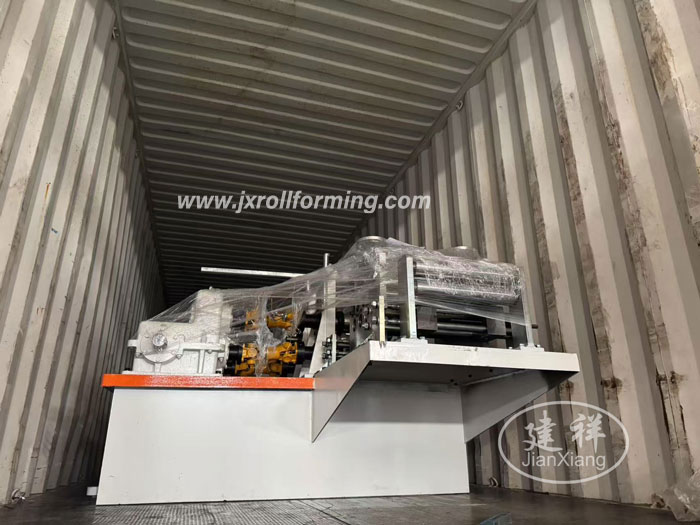 2 Sets Solar C Channel Forming Machine Loading to Albania