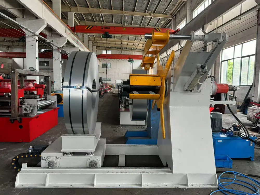Solar Top Hat Channel Roll Forming Machine Decoiler with Coil Car