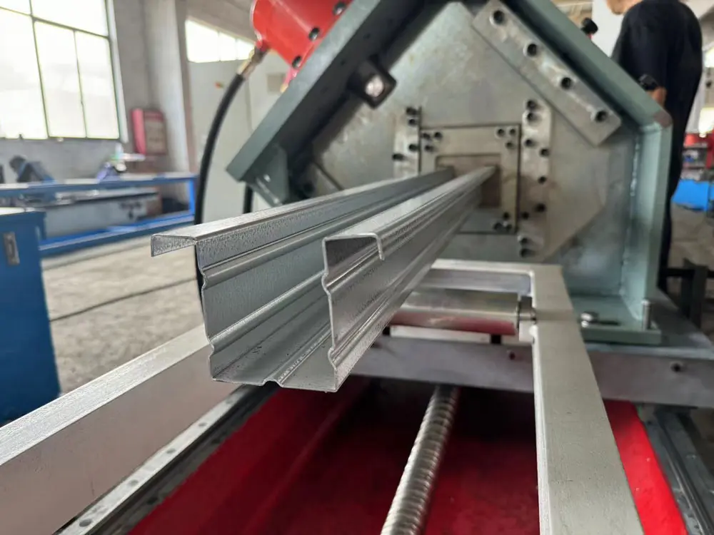 Solar Top Hat Channel Roll Forming Machine